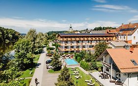 Hotel Zum Goldenen Anker mit Hallenbad
